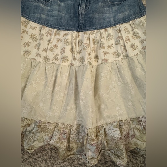 Tyte skirt size 3 layered y2k - Picture 2 of 4